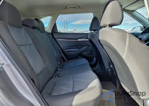 2022 Kia Seltos Lx z USA, uszkodzony, nr VIN KNDEPCAA7N7319386